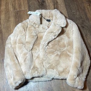 MINK PINK FUZZY JACKET SIZE XL 🐻NWT